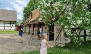 Skansen Dziekanowice: Cennik, godziny, parking. Jak zaoszczędzić?