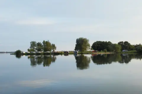 Jezioro Rozkoš (Czechy): Opinie, plaże, atrakcje czy warto jechać?
