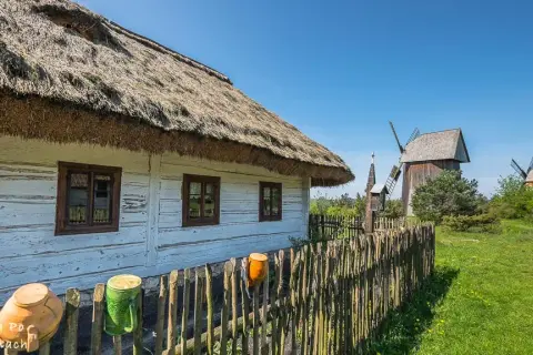 Skansen koło Kielc: Tokarnia Wszystko, co musisz wiedzieć przed wizytą