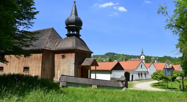 Skansen w Nowym Sączu: Dwie atrakcje w jednym! Kompleksowy przewodnik