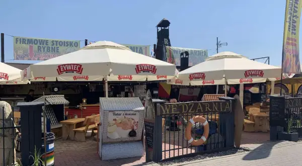 Władysławowo: Gdzie zjeść najlepiej? Sprawdzone miejsca!
