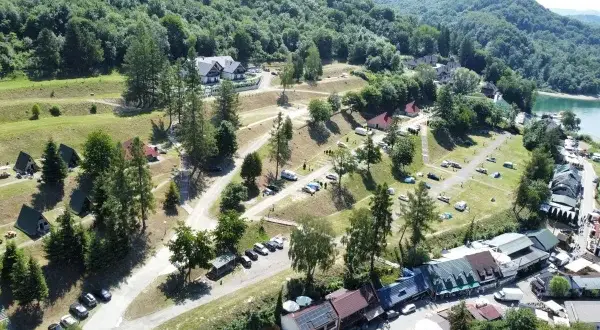 Solina 2026: Pola namiotowe, ceny i porady na niezapomniany biwak
