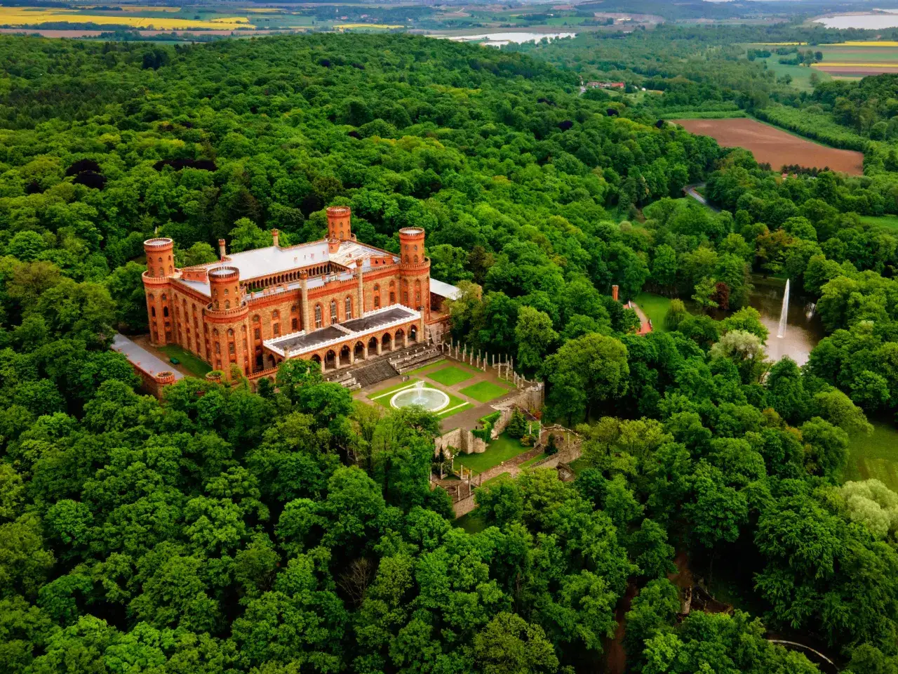 Pałac Marianny Orańskiej Kamieniec Ząbkowicki