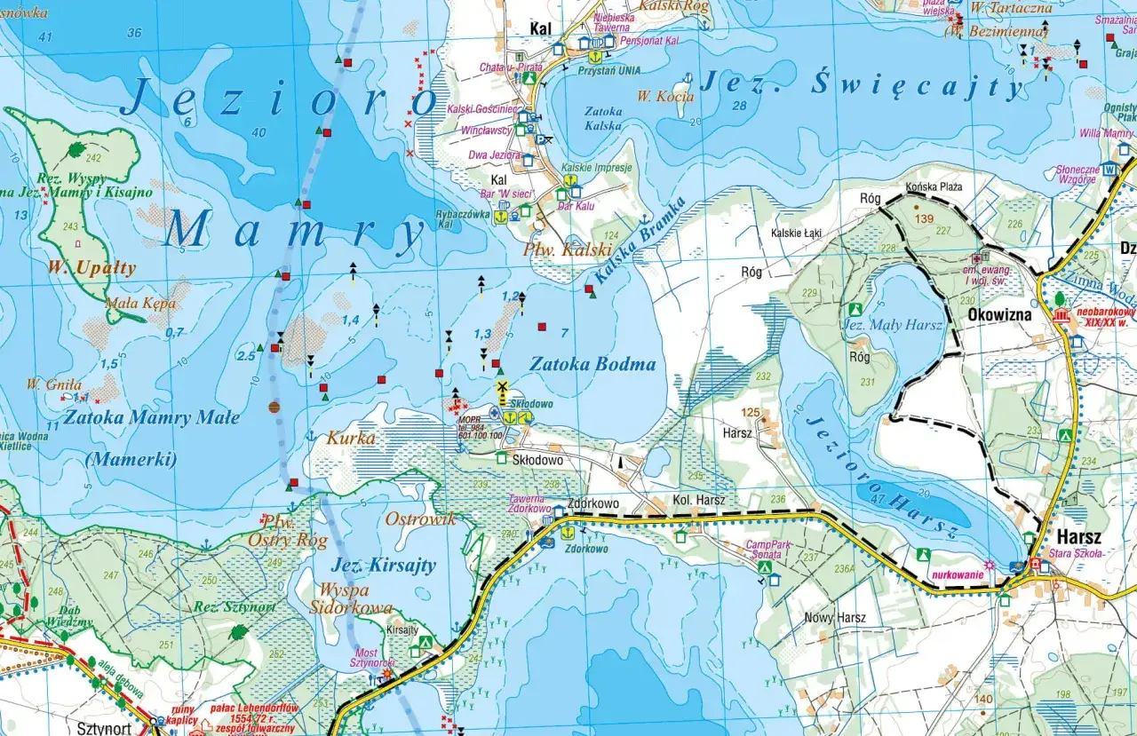 Mapa Mazur z zaznaczonymi jeziorami i miejscowościami