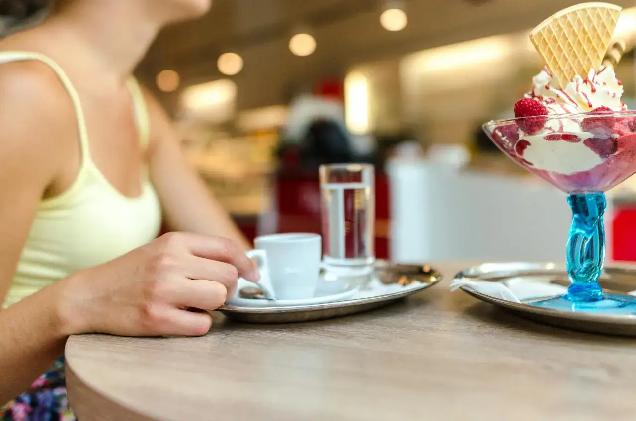 Kawiarnia Mrągowo ciasto kawa lody rzemieślnicze