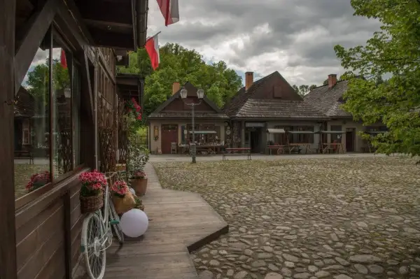Skansen Nowy Sącz: Godziny Otwarcia, Ceny, Dojazd Planuj Wizytę!